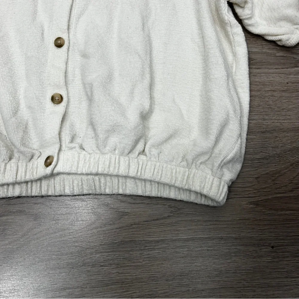 Madewell White Button Down Blouse with Puff Sleeves P2